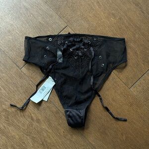 Black Lace-Up Fleur Du Mal High waisted panties